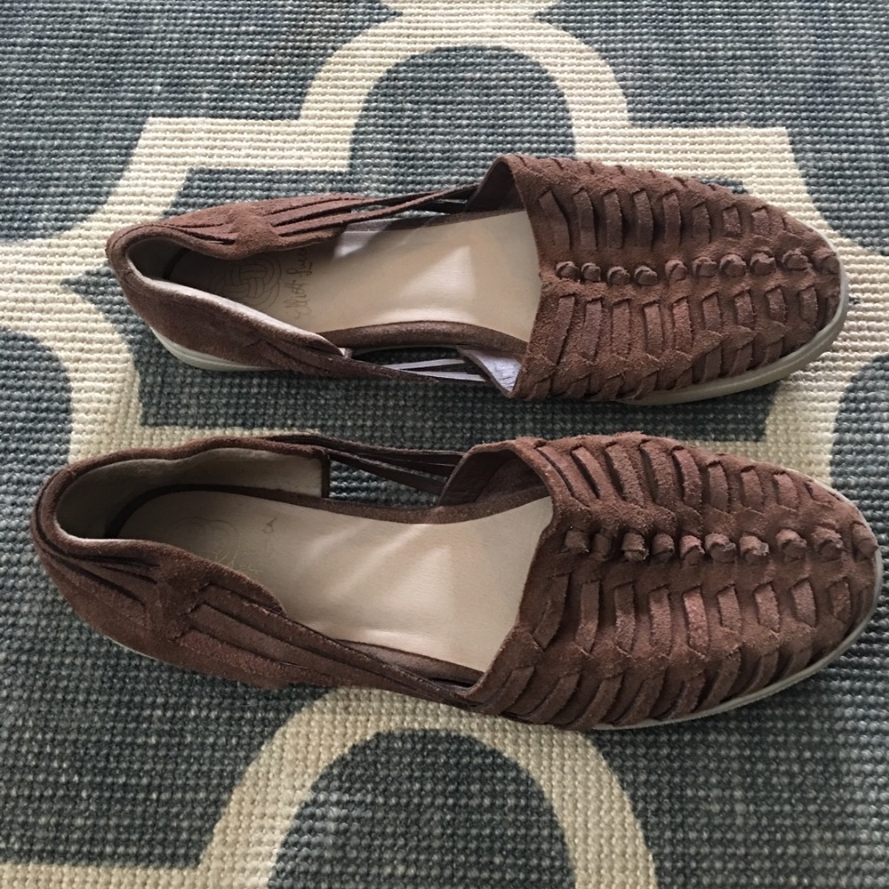 Elliot Lucca Rani Flats - Picture 4 of 8
